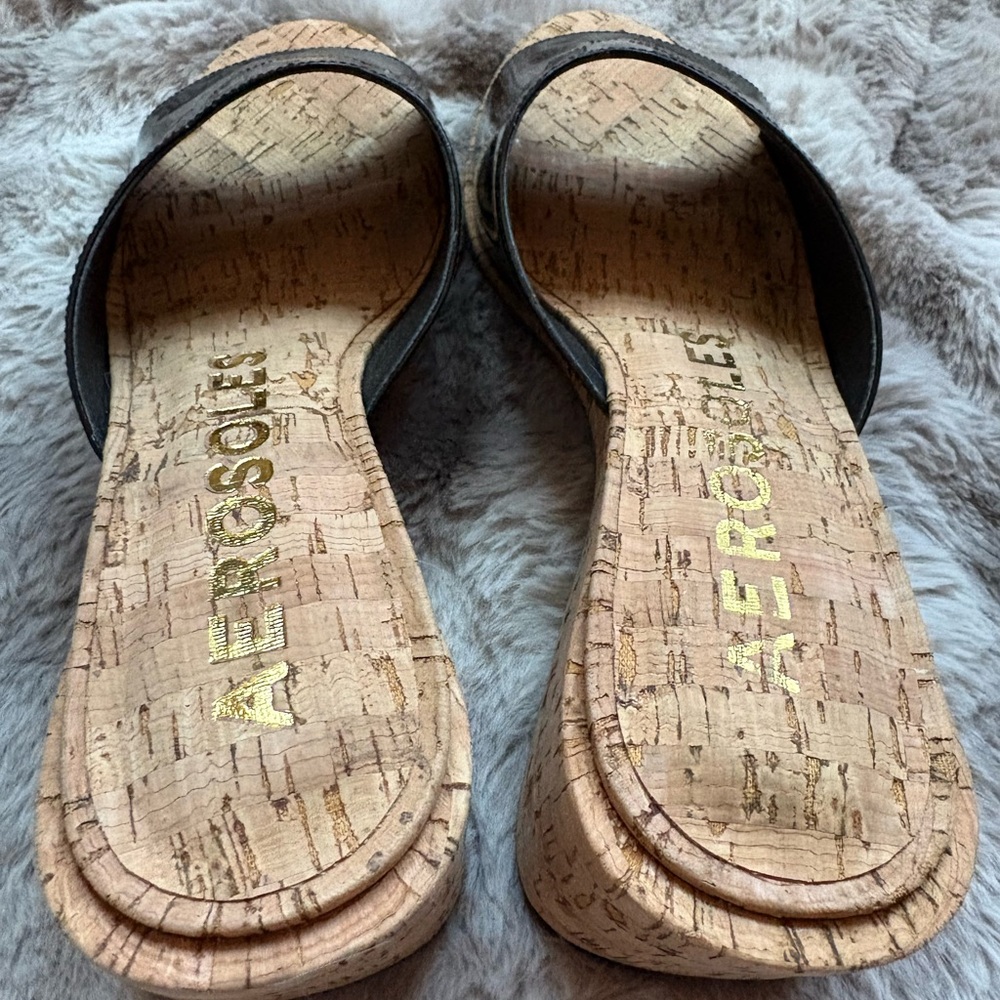 AEROSOLES Black Patent Wedge Sandals - Picture 4 of 6